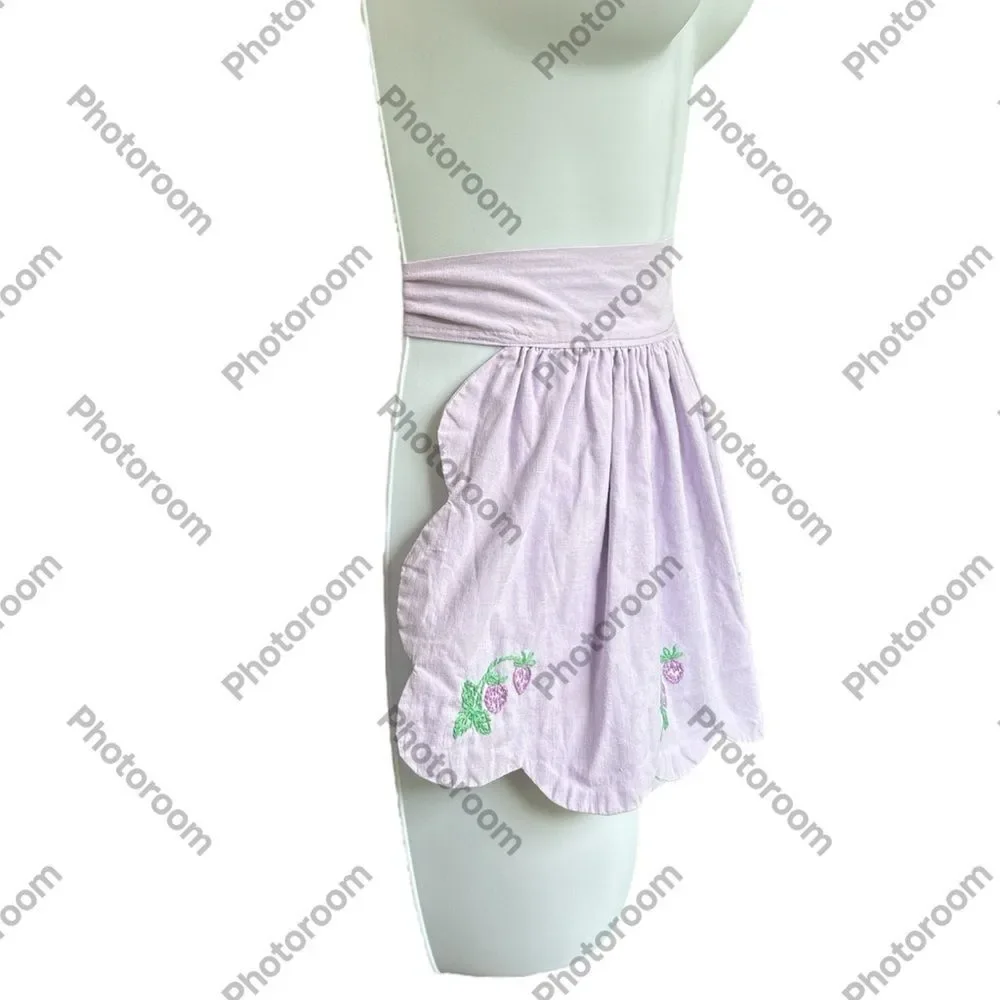51” Apron Vintage Cottagecore MCM Floral Embroidered Berries